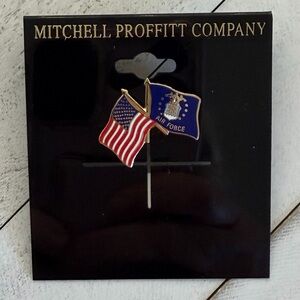 NIP Mitchell Proffitt US Air Force Blue & American Crossed Flags Lapel Pin 1"